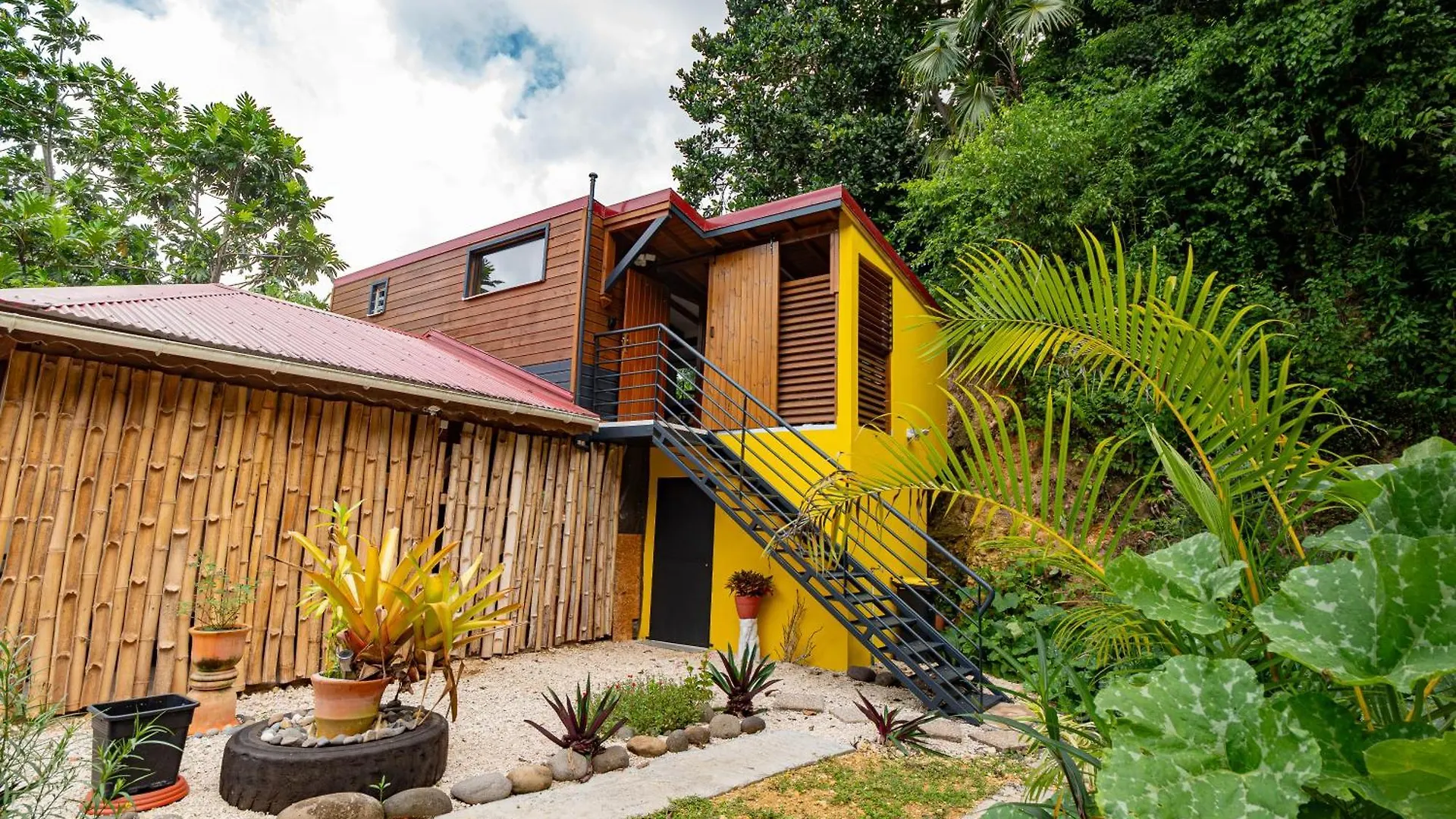 Daire Kalinao - Bungalow Chic En Nature Les Abymes